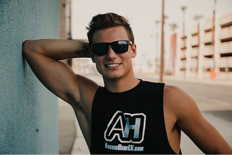 smilehotsexybuffstriplasvegas