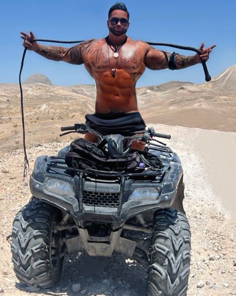 Jersey-Male-Fitness-Model-and-Companion-in-Las-Vegas-11
