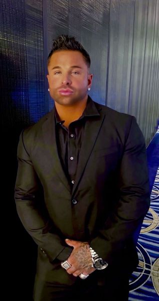 Jersey-Male-Fitness-Model-and-Companion-in-Las-Vegas-8